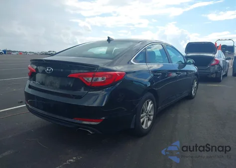 2015 Hyundai Sonata Se z USA, uszkodzony, nr VIN 5NPE24AF9FH248916
